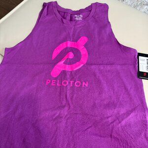 NWT Peloton Studio Scoop Tank Size Medium